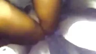 Quattro pulcini video amatoriali mature hanno unito le forze e impressionato un amico con un pompino