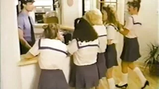 Bruciante bruna ha dato a strappare anale signore amatoriali e figa seducente