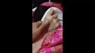 Gli uomini maturi scopano la segretaria depravata nei milf porno amatoriale buchi sviluppati