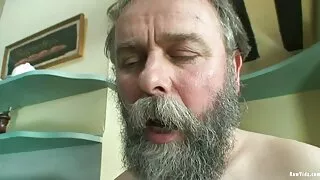 Dalla pelle scura babe in calze a rete con video amatoriale matura successo si masturba in sadomaso stile