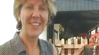 Ben curato dai scopate mature amatoriali Capelli rossi signora prende parte a un gioco sessuale